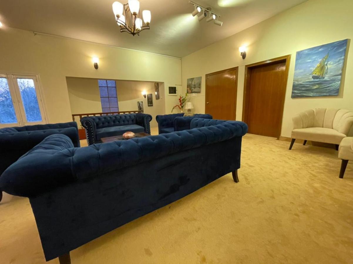The Life Style Lodges Opp Centaurus Mall อิสลามาบัด ภายนอก รูปภาพ