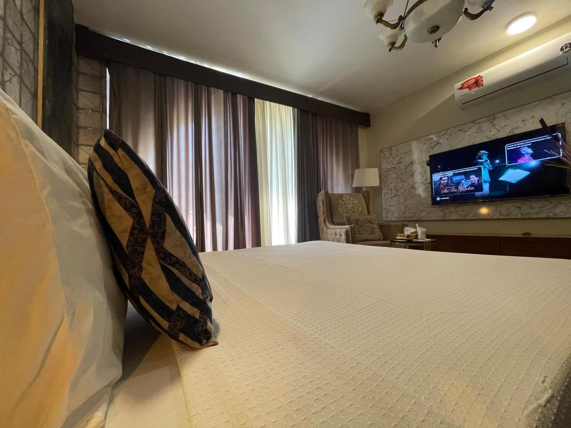 The Life Style Lodges Opp Centaurus Mall อิสลามาบัด ภายนอก รูปภาพ